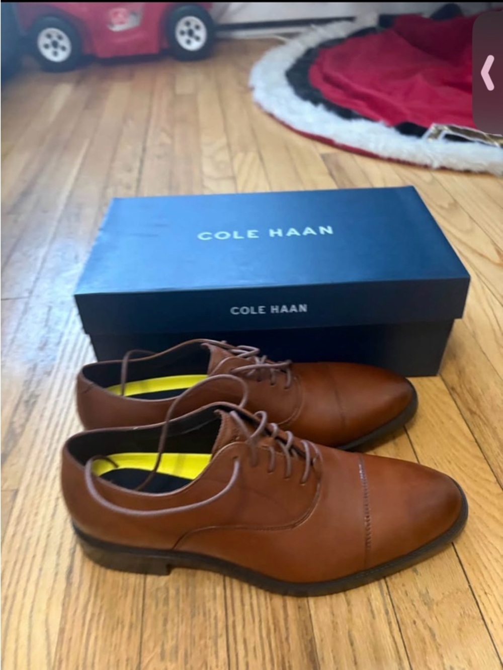Cole Haan Men's Tan Leather Cap-Toe Oxford - Picture 2 of 5